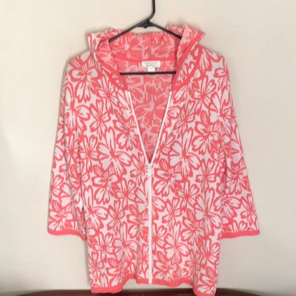 ❣️❣️to this pretty coral and white hooded cardigan
